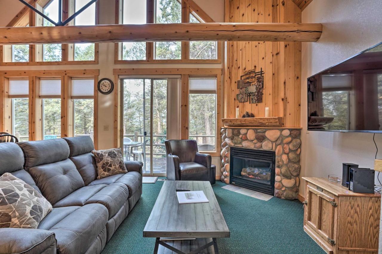 Chalet At Running Y Resort With Wraparound Deck! Klamath Falls Luaran gambar
