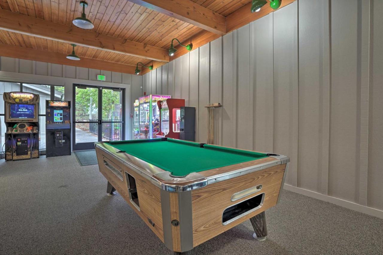 Chalet At Running Y Resort With Wraparound Deck! Klamath Falls Luaran gambar
