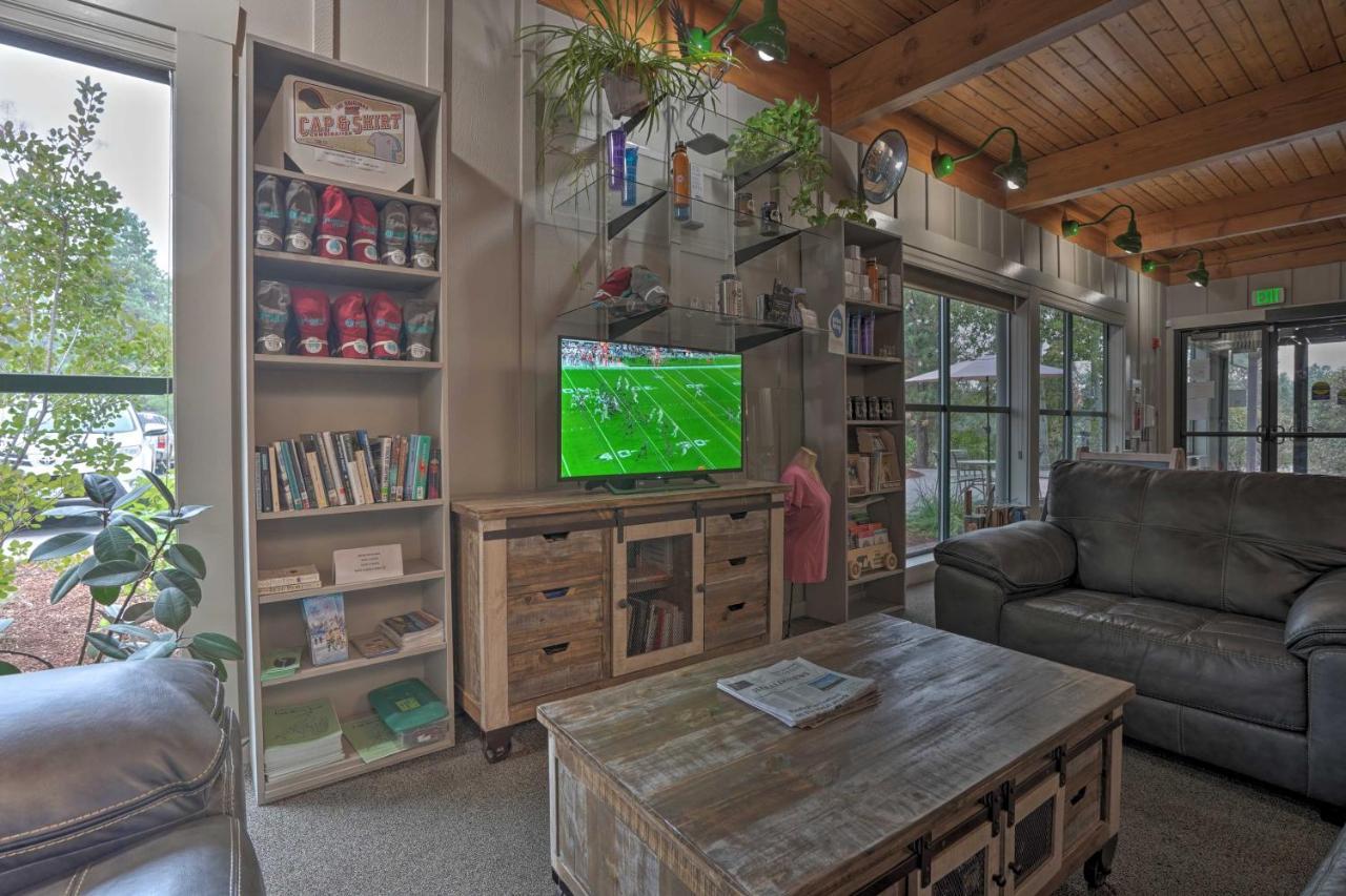 Chalet At Running Y Resort With Wraparound Deck! Klamath Falls Luaran gambar
