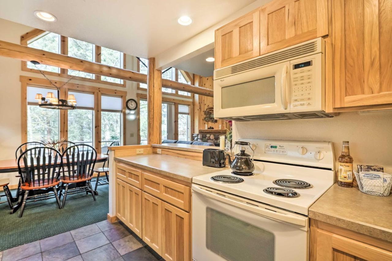 Chalet At Running Y Resort With Wraparound Deck! Klamath Falls Luaran gambar